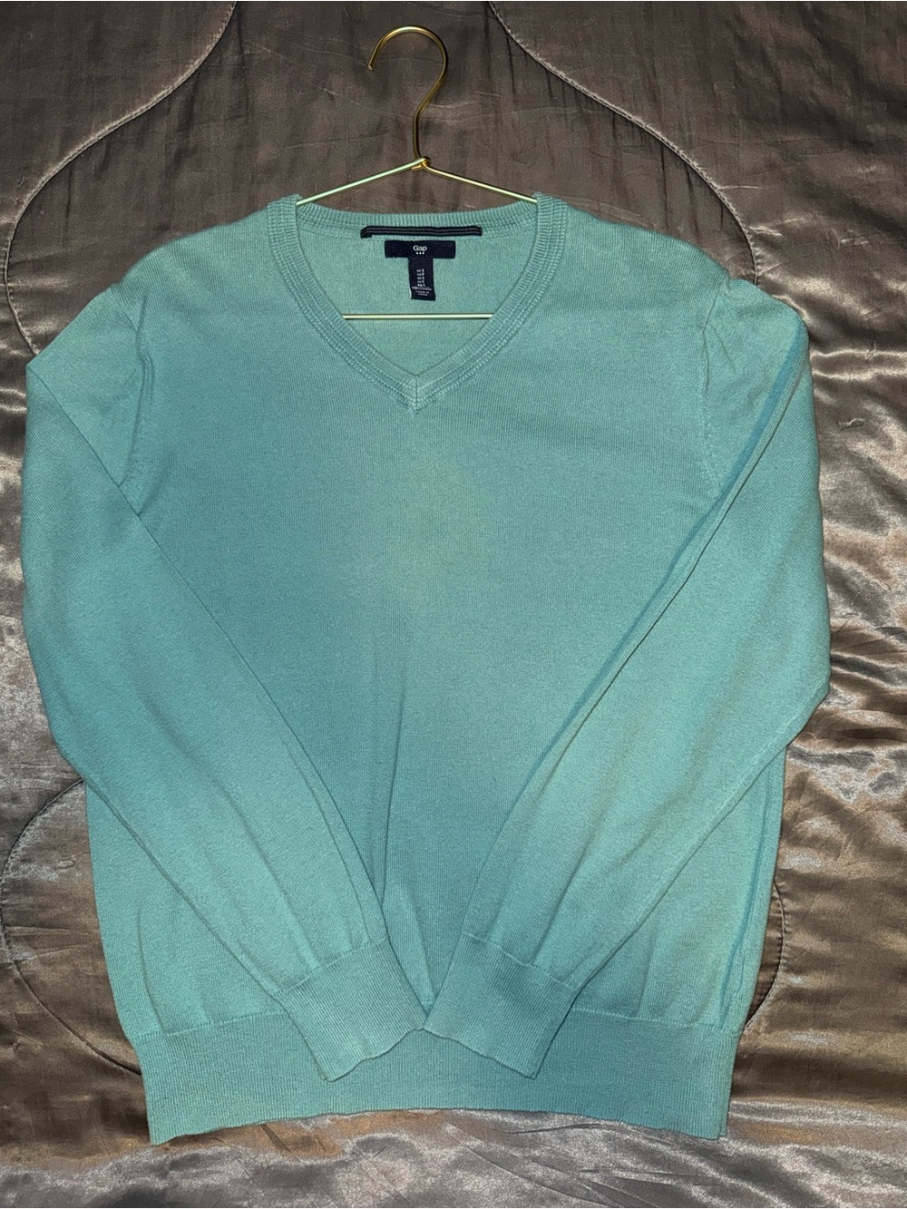 Light Teal V-Neck Men's Crop Sweater 💠